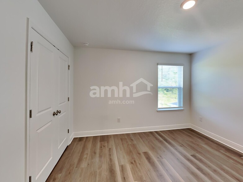 Building Photo - 6428 Atlantic Bch Ave