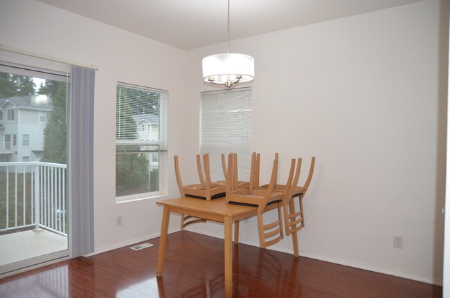 Building Photo - 11894 NE 163rd Pl