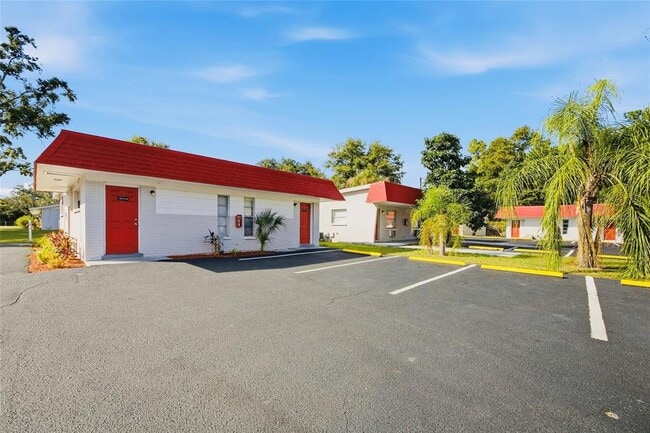 Building Photo - 1309 Morris Park