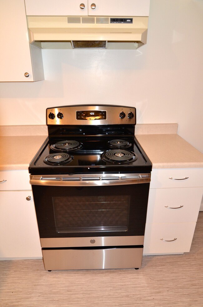 Building Photo - 1223 N 8th Ave