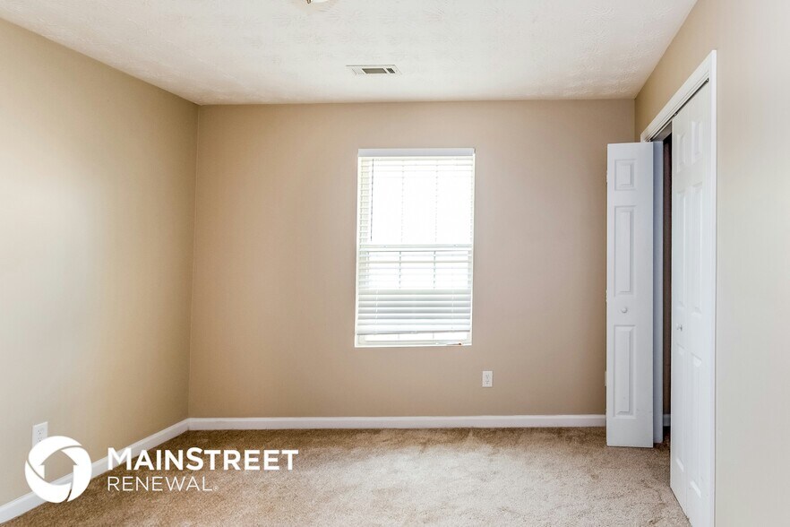 Building Photo - 485 Cathedral Dr