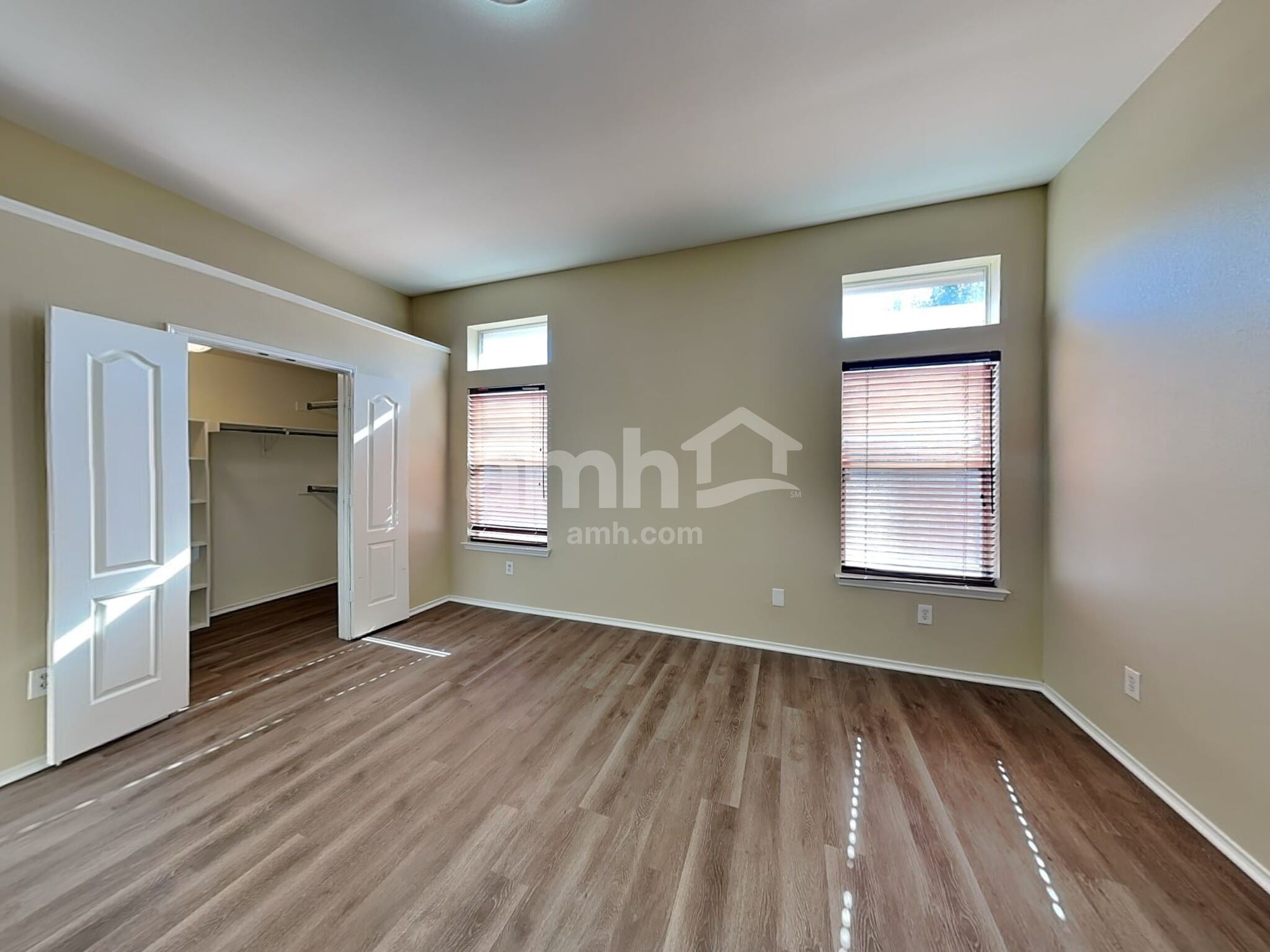 Building Photo - 9132 Tyne Trail