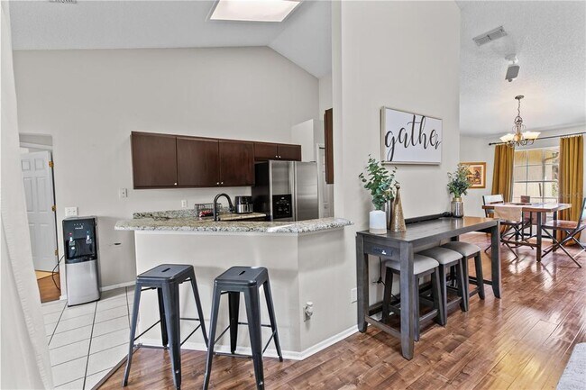 Building Photo - 1322 American Elm Dr
