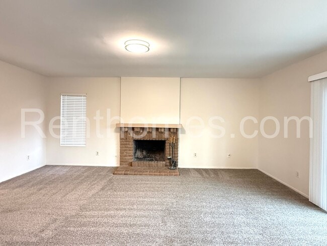 Building Photo - 13322 Thunderhead St