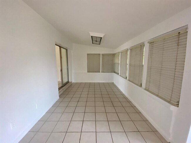 Building Photo - 6268 Freemont St
