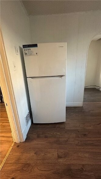 Building Photo - 433 Justus Ave