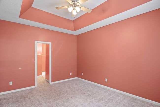 Building Photo - Great Wake Forest Location