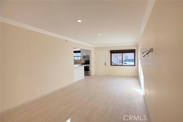 Building Photo - 6800 W Oceanfront