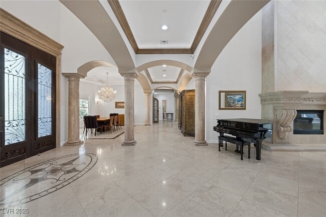 Building Photo - 1545 Villa Rica Dr