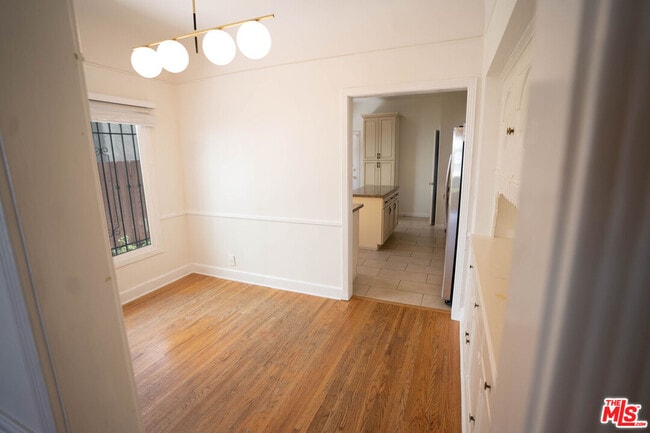 Building Photo - 1212 S La Jolla Ave