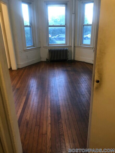 Building Photo - 1179 Boylston St