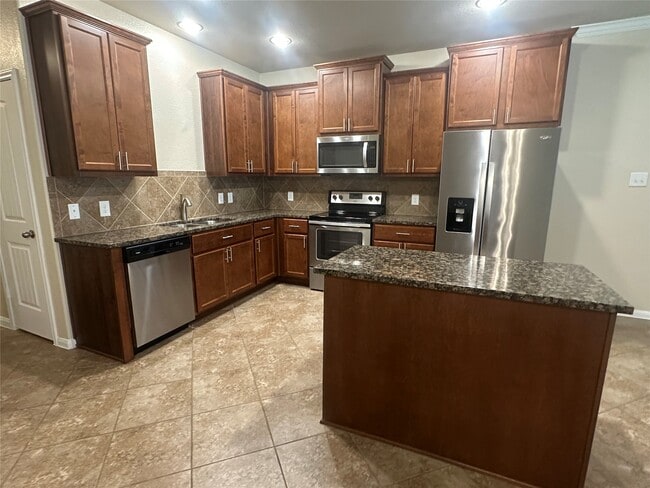 Building Photo - 15518 Marina Dr