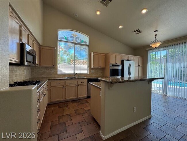Building Photo - 9805 Echo Hills Dr