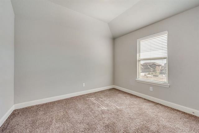 Building Photo - 4929-4931 Sanger Cir Dr