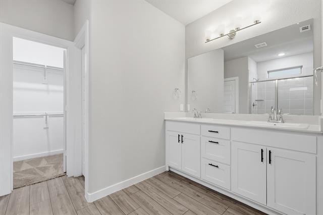 Building Photo - 2320 Spring Side Dr