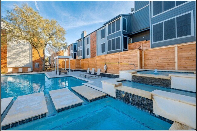 Building Photo - 3900 Investor Dr