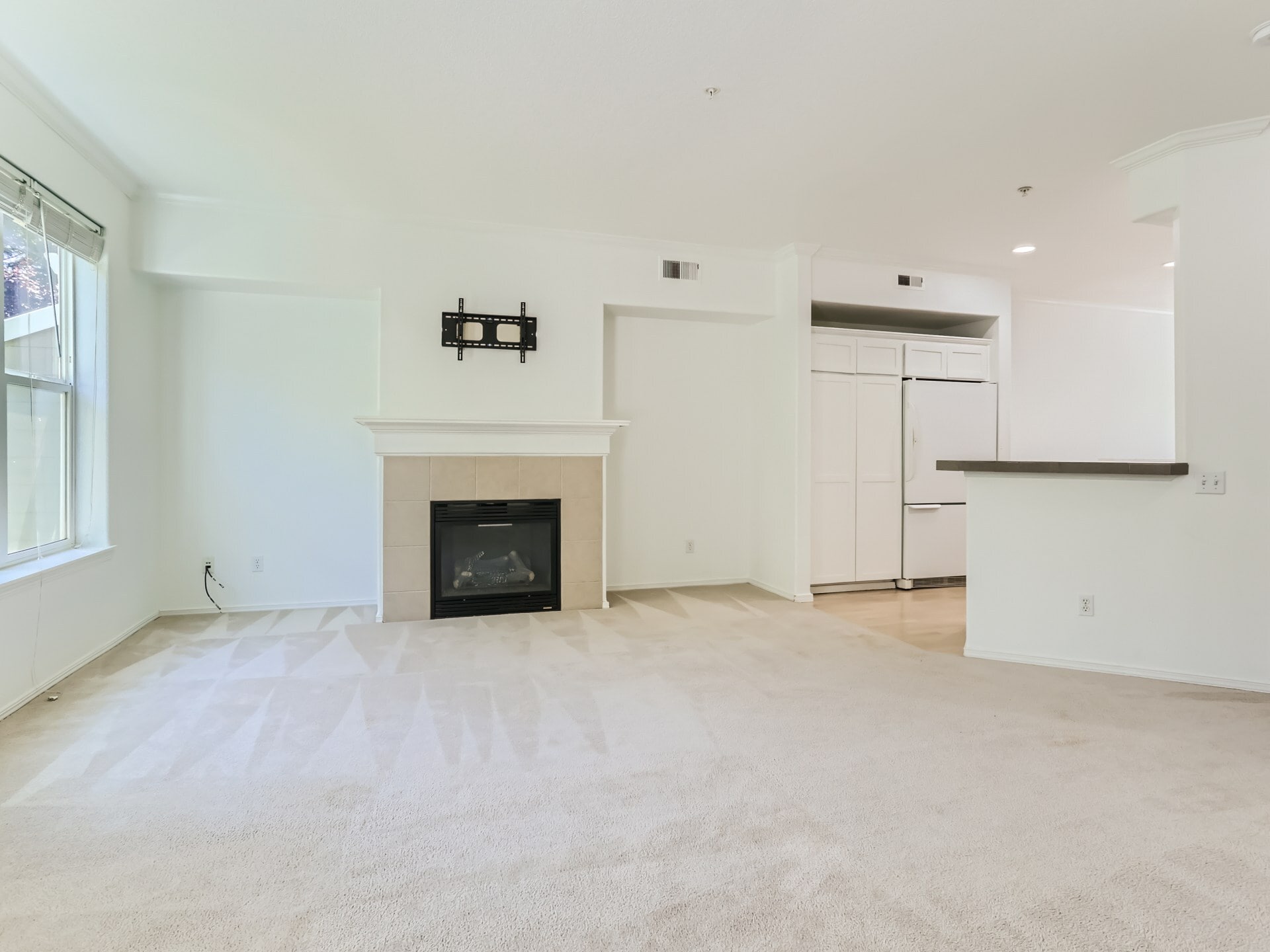 Building Photo - 10245 NW Wilshire Ln