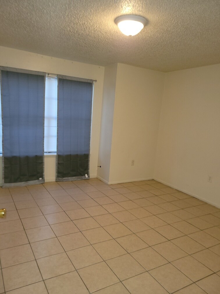 Building Photo - 8327 Ned Ave