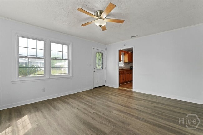 Building Photo - 2109 E 56th St
