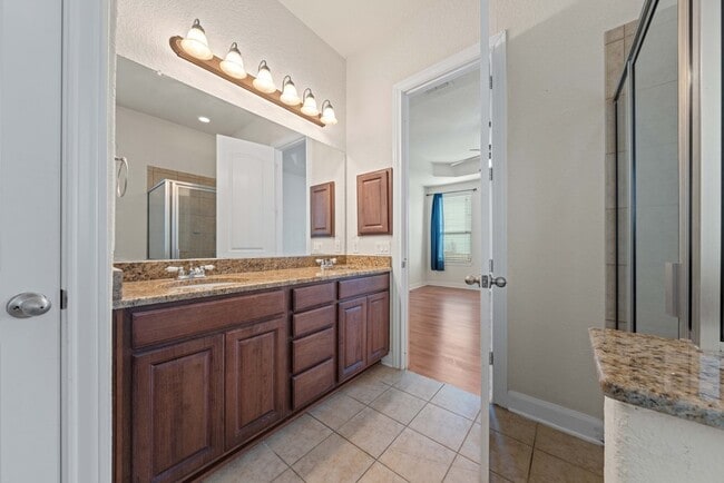 Building Photo - 11230 Begonia rock