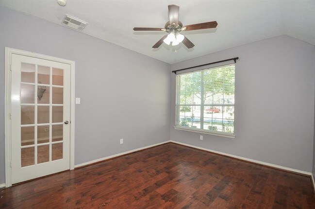 Building Photo - 7439 Parkcross Pl