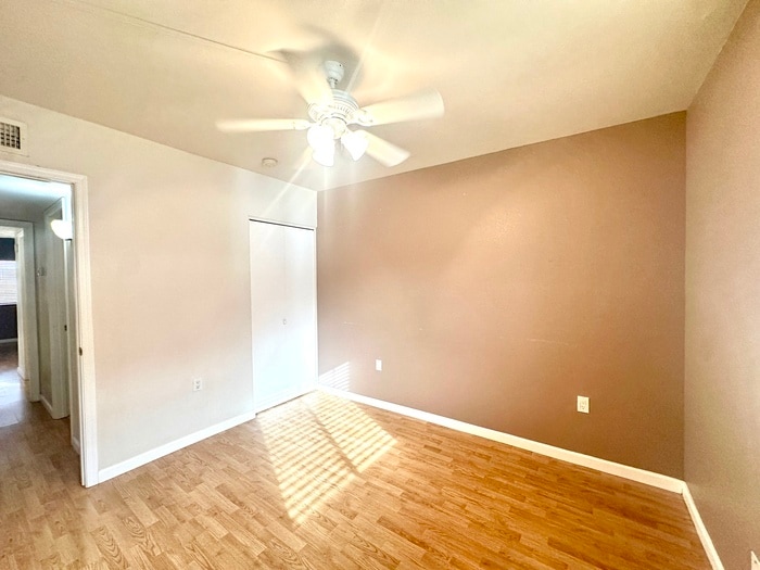 Building Photo - 7537 E Liana Dr