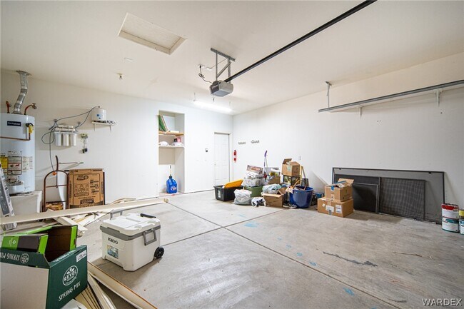 Building Photo - 2995 Tierra Vida