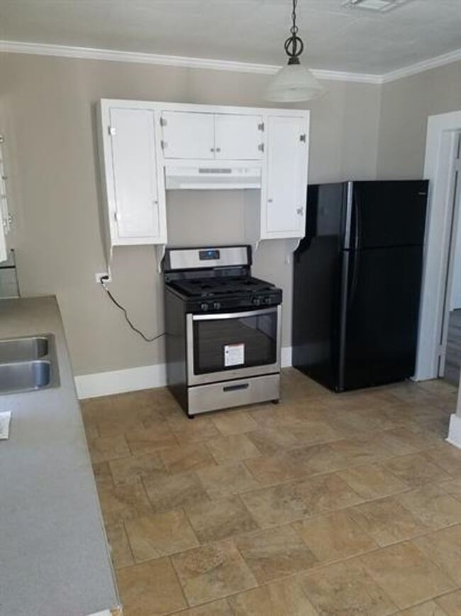 Building Photo - Spacious 3BR Home in Houma - Comfort & Value in a Convenient Location!