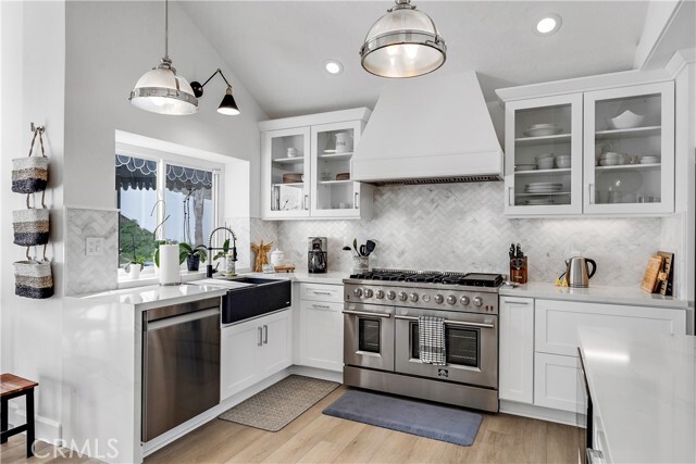 Building Photo - 25662 Cresta Loma