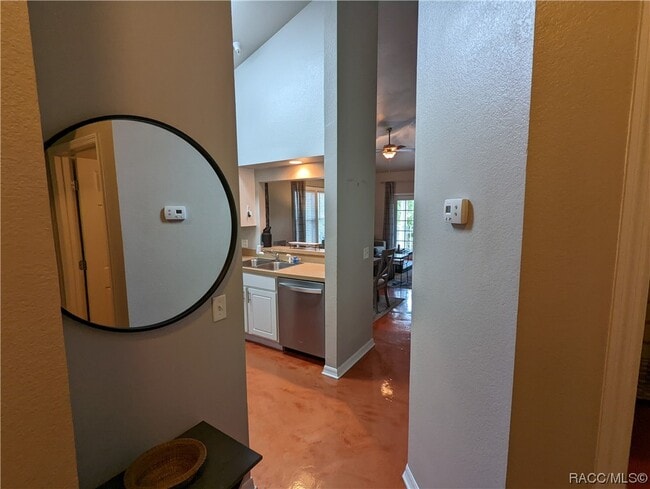 Building Photo - 9116 SW 51st Rd