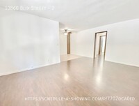 Building Photo - 10860 Blix St