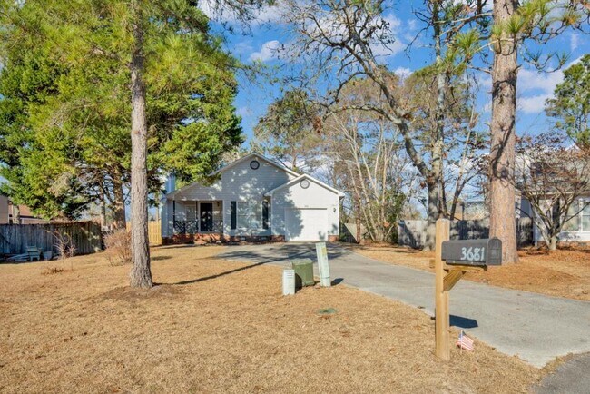 Building Photo - 3681 Highgate Dr