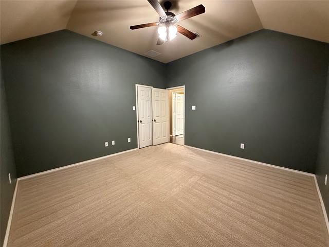 Building Photo - 816 Lake Grove Dr