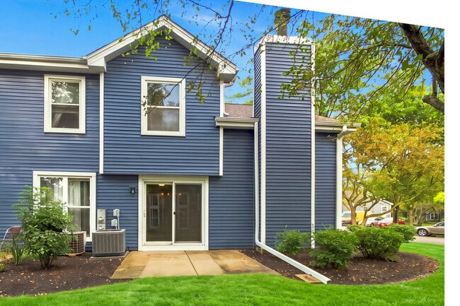 Building Photo - 24 Cedar Grove Ct