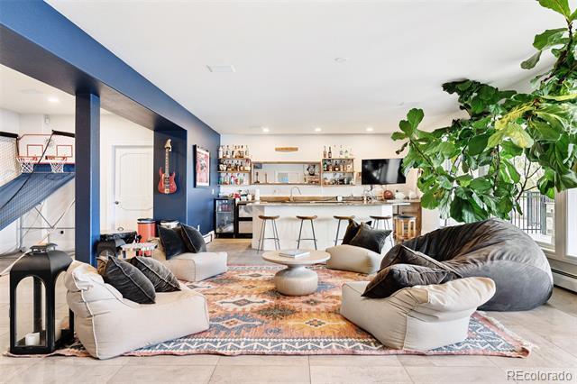 Building Photo - 3412 W 62nd Ave