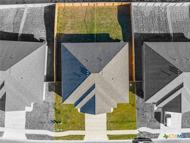 Building Photo - 107 Lost Trl