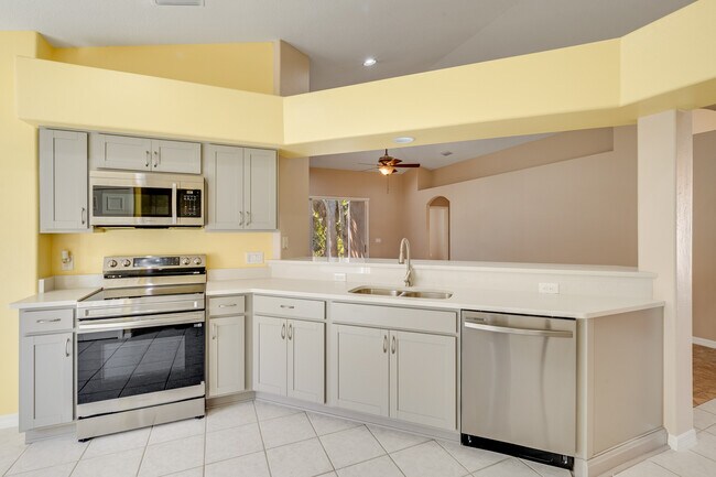 Building Photo - 2766 Madrigal Ln