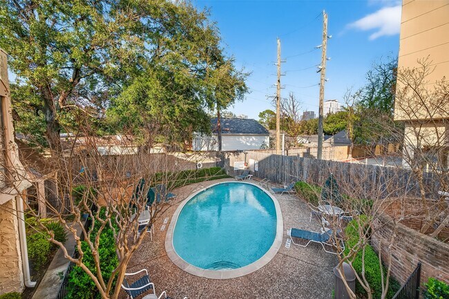 Building Photo - 5338 Brownway St