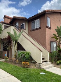 Building Photo - 22 Flor De Sol