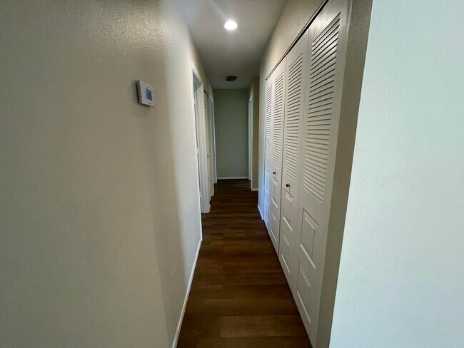 Building Photo - 1849 SE Rainier Rd