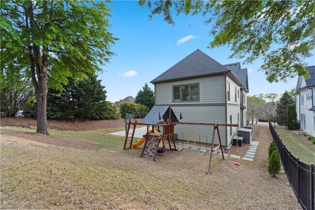 Building Photo - 2596 Rock Maple Dr NE