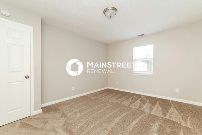 Building Photo - 3 Bedroom Pet-Friendly Home in Stockbridge, GA with Main Street Renewal