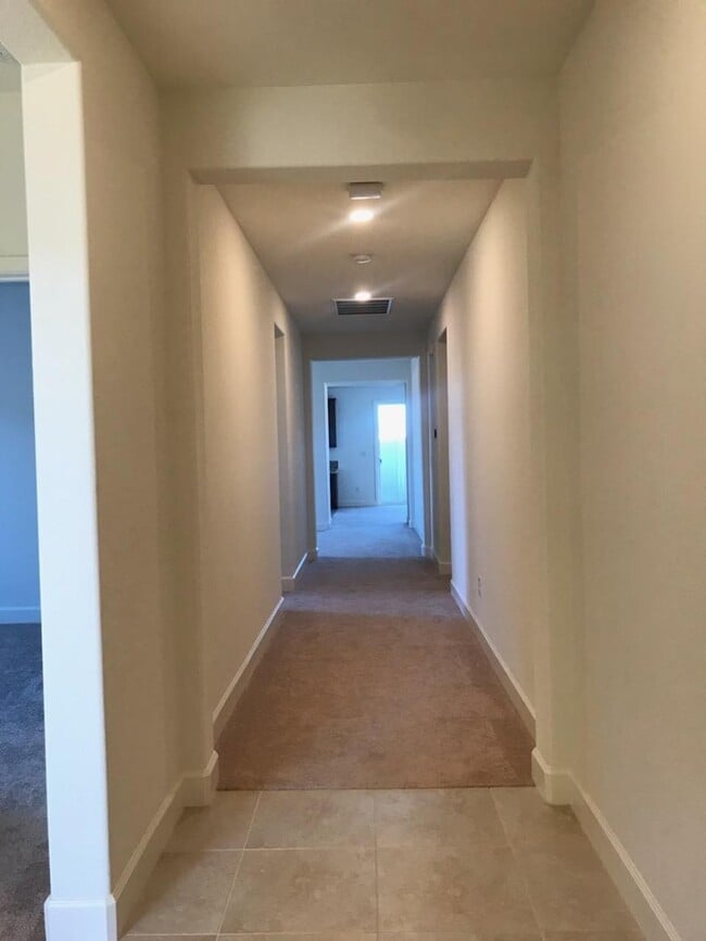 Building Photo - Home for lease in Damonte Ranch