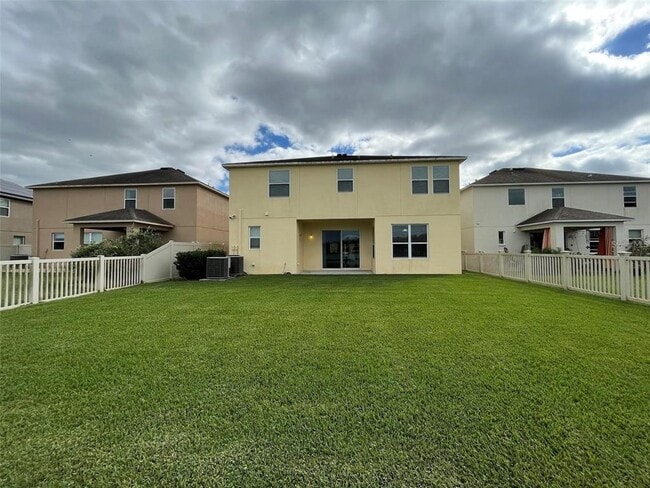 Building Photo - 10757 Pictorial Park Dr