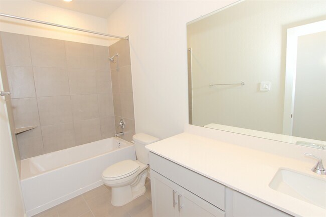 Building Photo - 2619 Good Morrow Dr