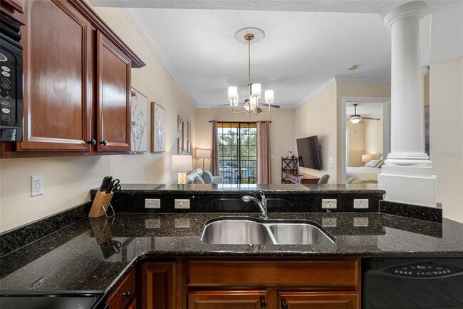 Building Photo - 13941 Clubhouse Dr