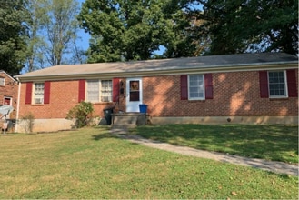 Building Photo - 1110-1112 Heath Ave