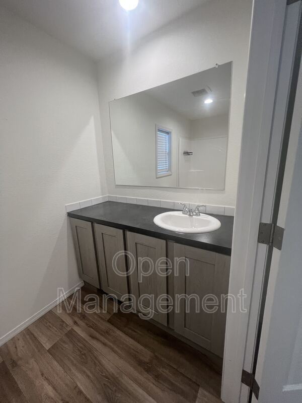 Building Photo - 18-1015 Gibraltor