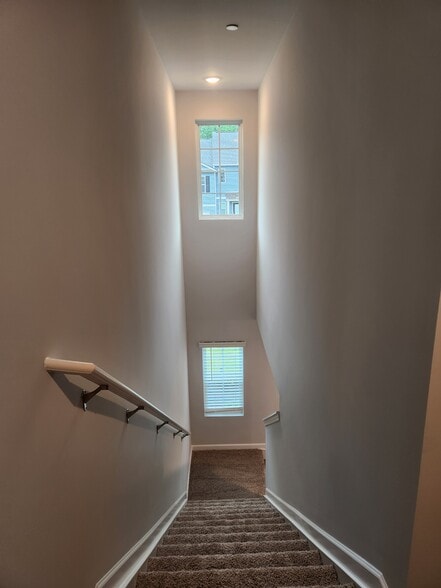 Building Photo - 261 Dale Mires Ln