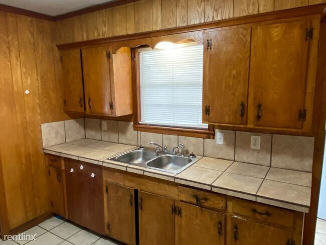 Building Photo - 3 br, 2 bath House - 1770 Dorgan St